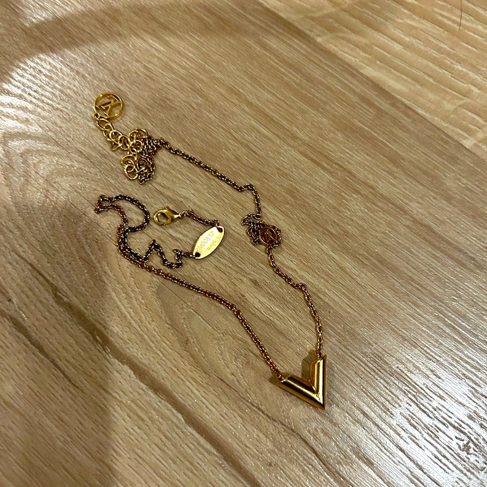 Louis Vuitton Necklace
